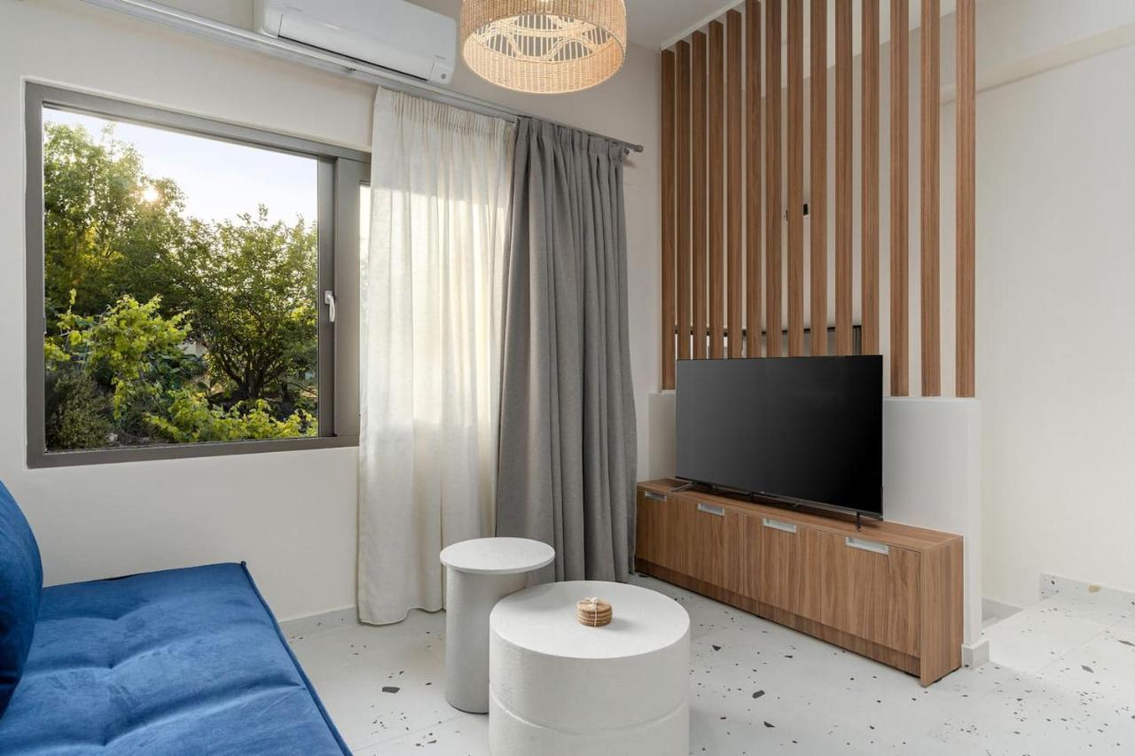 Ble Residence, Your Home Away From Home Panormos  ภายนอก รูปภาพ
