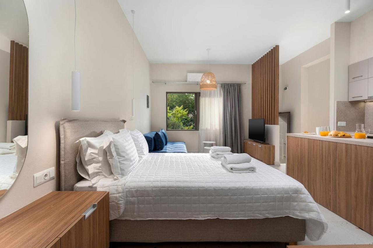 Ble Residence, Your Home Away From Home Panormos  ภายนอก รูปภาพ